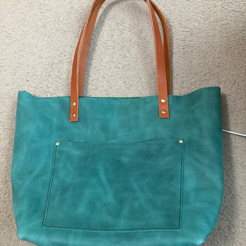 ***Unicorn 🦄  Portland Leather  Tote.. .